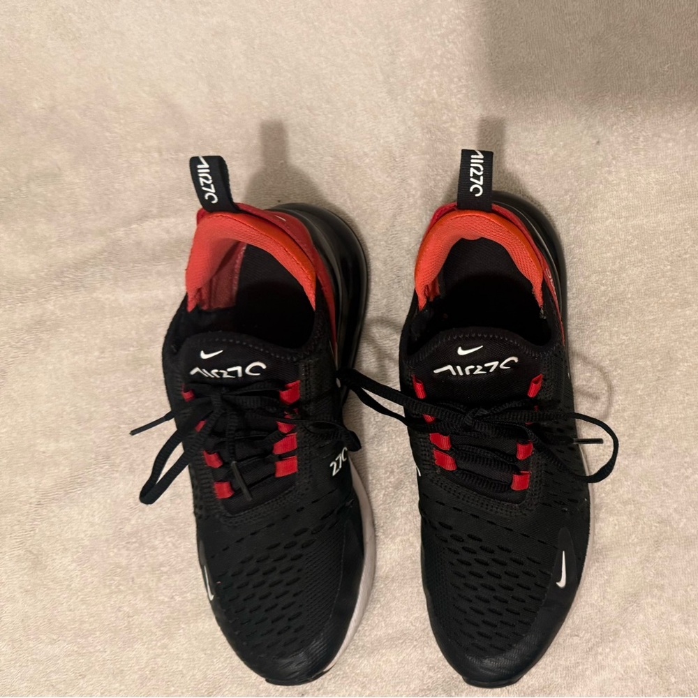 Nike Black and Red Air270 Athletic Sneakers - Picture 2 of 9